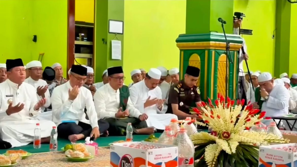 Sultan Banjar Hadiri Haul ke-131 Qadhi Haji Abdush Shamad Bakumpai